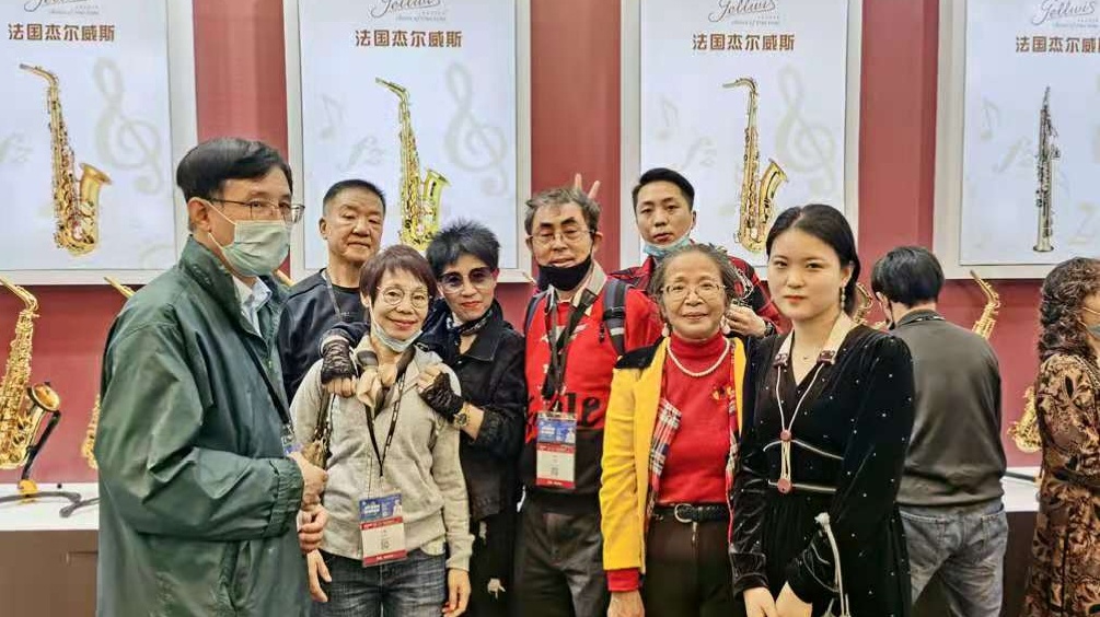 合影-(3).jpg 合影-(3).jpg