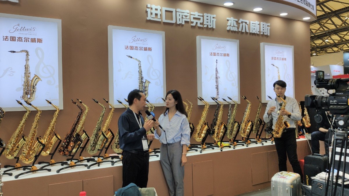 1618104098536146.jpg 4d8fgnym_LEBD.jpg