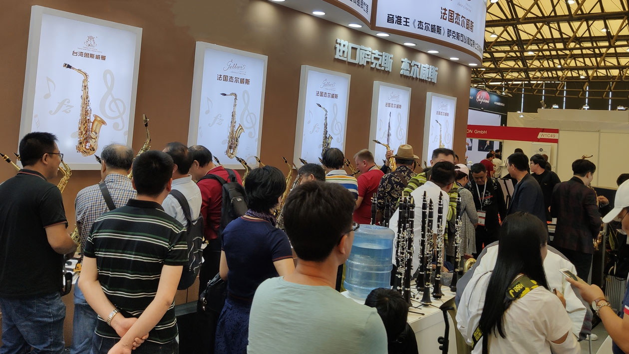 1618104605692200.jpg 4vmpqF9Y_NDHR.jpg